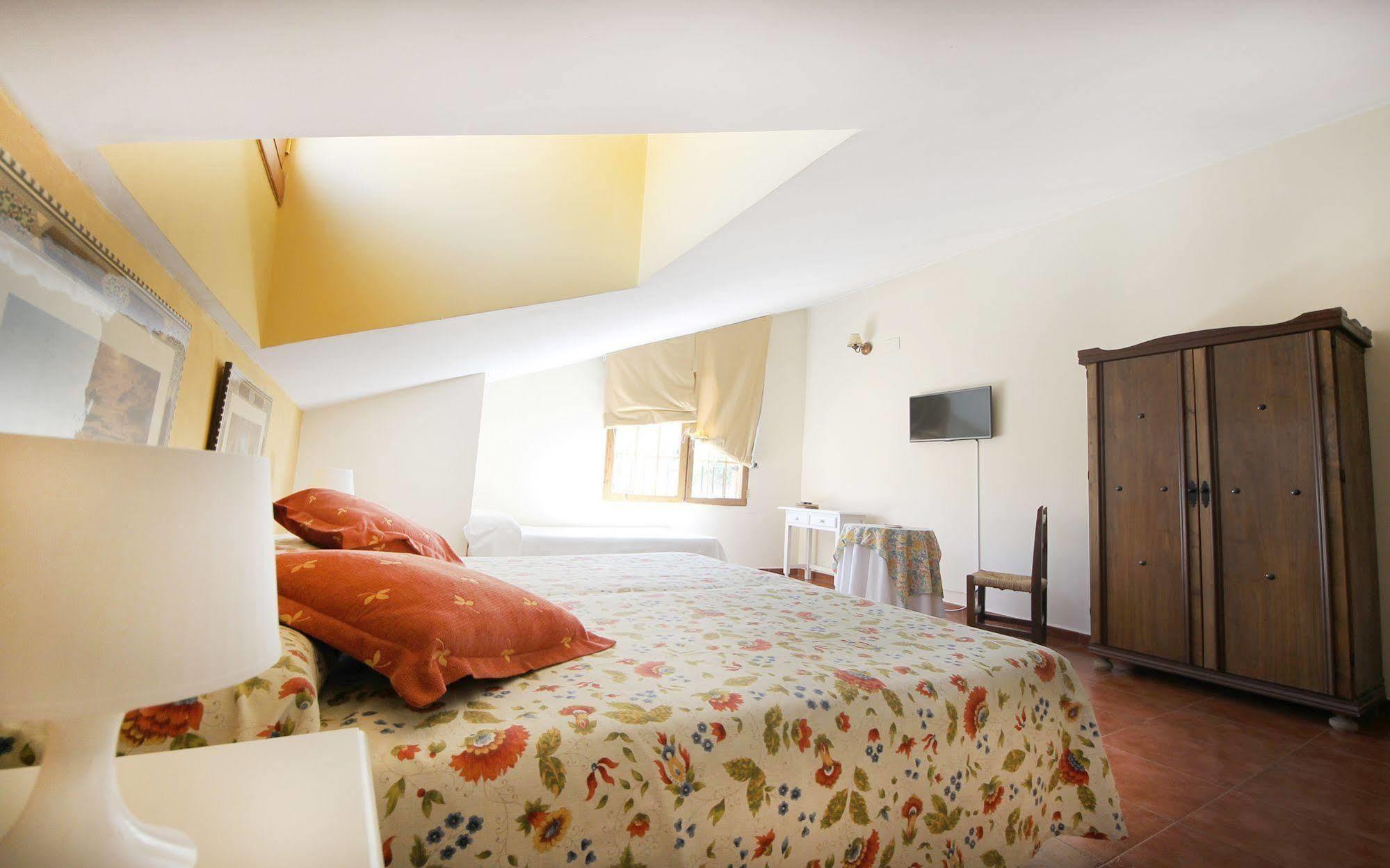 Hotel Boutique Alicia Carolina Monachil Extérieur photo
